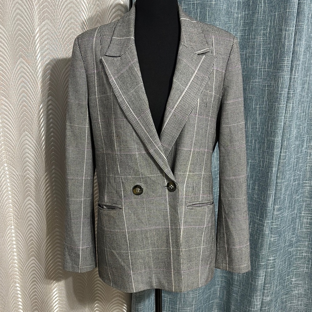 New York & Company Light Gray Double-Breasted Sport Coat